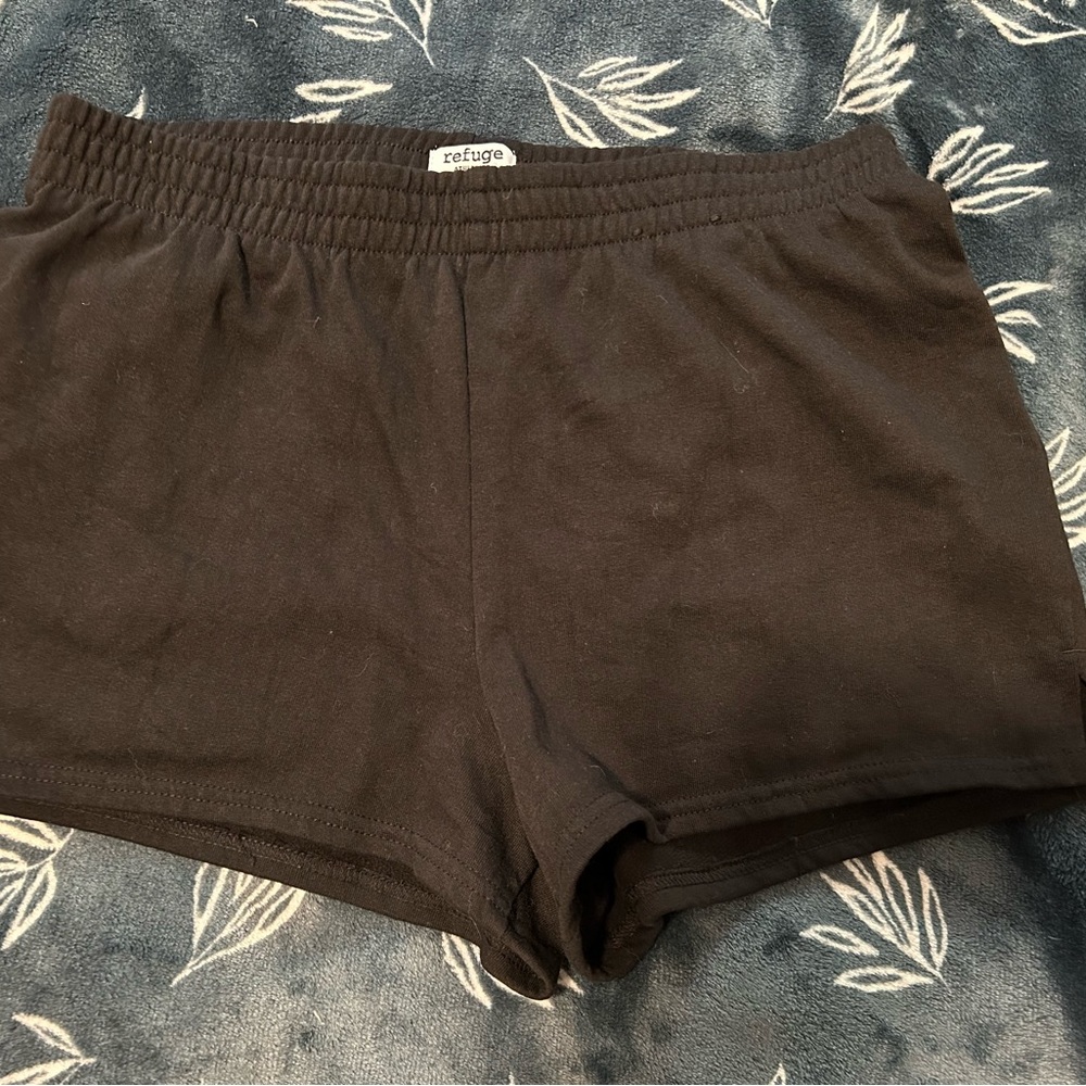Refuge Black Athletic Shorts with Elastic Waistband